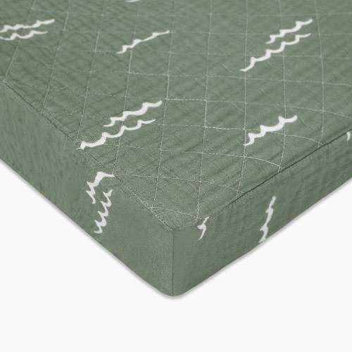 babyletto Quilted Changing Pad Cover in GOTS Certified Organic Muslin Cotton - Ocean Waves