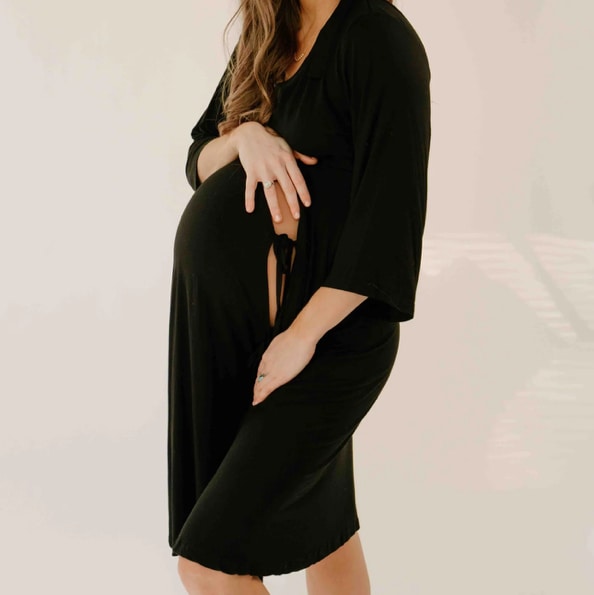 Lila Labor & Postpartum Gown in Black
