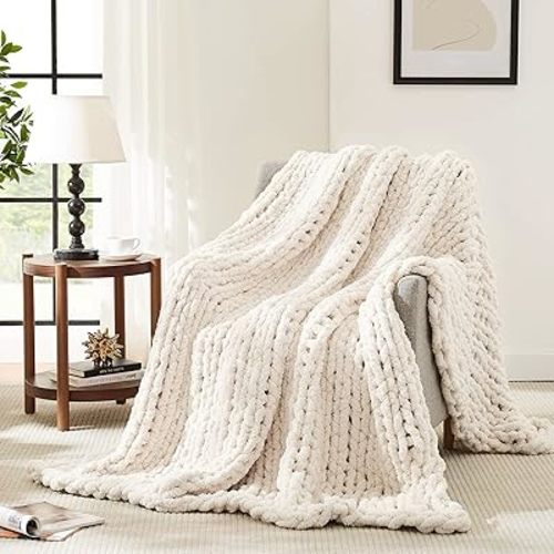 L'AGRATY Chunky Knit Blanket - Soft Chunky Throw 60x80 inches: 100% Hand Kintted Chenile Crochet Throw for Couch - Large Cable Knit Blanket for Home Decor (Ivory)