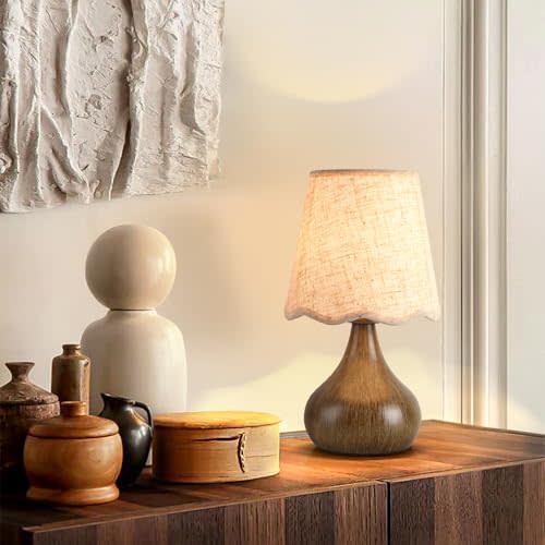 Ziqqeelam Wood Grain Small Bedside Table Lamp for Bedroom, Farmhouse Bedroom Lamps for Nightstand, Small Table Lamps for Small Spaces for Bedroom, Home Office, Living Room, Kids Dorm