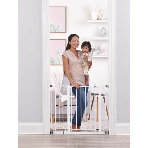 Regalo Extra Wide Baby Gate - Walmart.ca