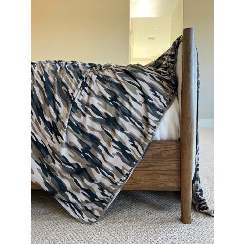 camo / grey