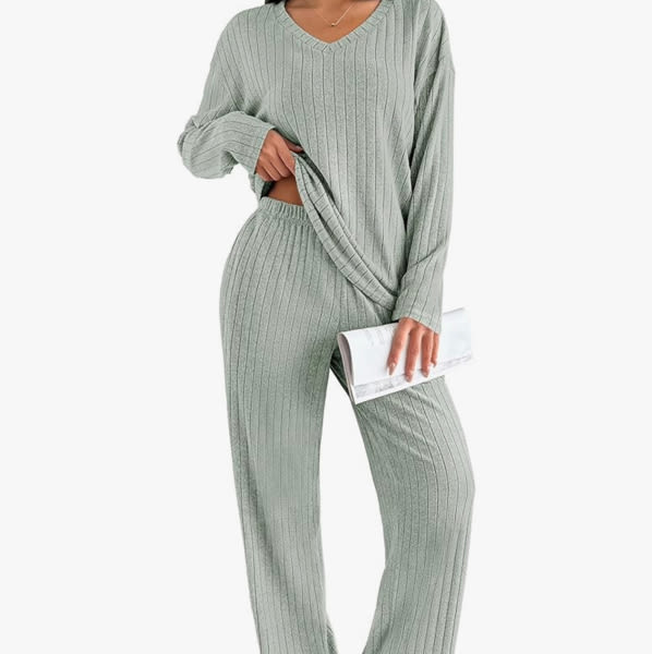 Ekouaer Lounge Sets for Women Long Sleeve Knit Ribbed Pajama Sets 2 Piece Casual Loungewear with Pockets