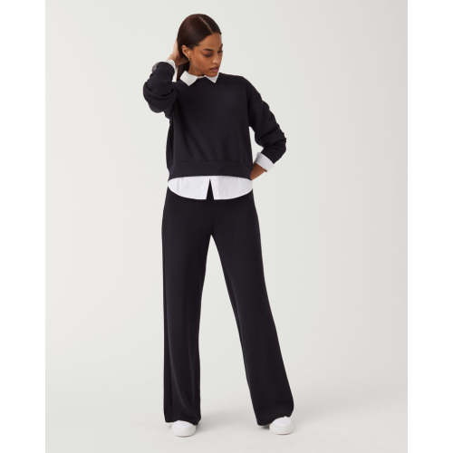 AirEssentials Wide Leg Pant
