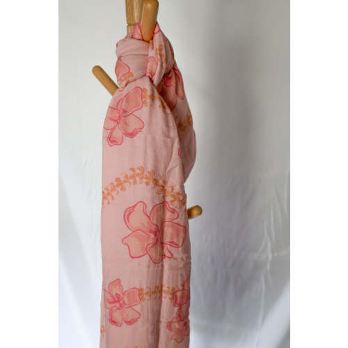 Puakenikeni Lovah Swaddle