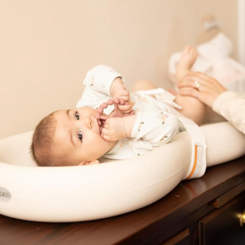 Keekaroo Peanut Changer Baby Vanilla– The Original Made in USA Easy-to-Clean Changing pad and The only Shell Over Foam, Fully Water Repellant