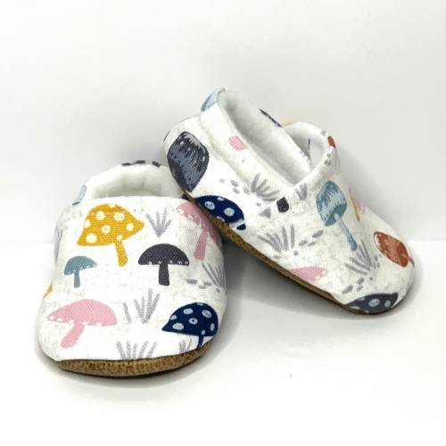 Mushroom Baby Moccs |  Mushroom Baby Shoes | Soft Sole Shoes | Baby Moccs | Fabric Shoes | Baby Shoes | Baby Shower Gift | Crib