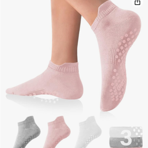 Amazon.com: DIBAOLONG Pilates Socks with Grips for Women Yoga Socks Non Slip for Hospital, Pergnancy, Barre, Ballet, Dance, Workout 3 Pairs : Clothing, Shoes & Jewelry