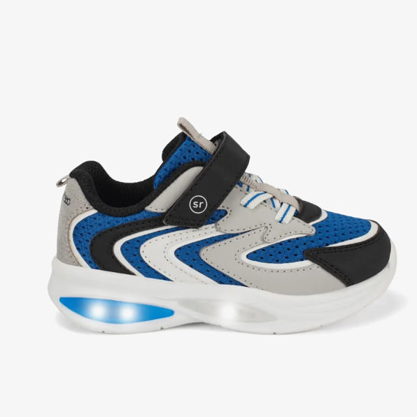 Dylan Sneaker