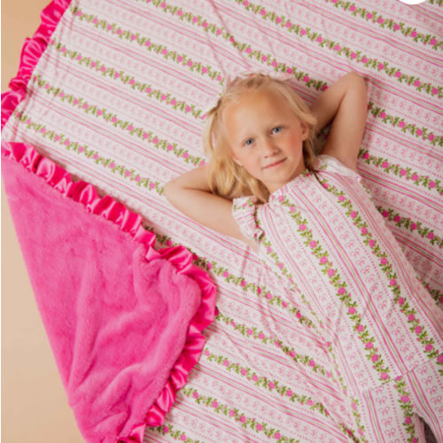 Bowquet of Roses Ruffled Minky Blanket