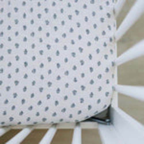 Cream Berry Muslin Crib Sheet – Mebie Baby