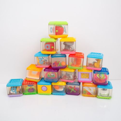 Fisher Price Peek a Boo Blocks Sensory Toys Block Lot of 19 Vtg Blocks