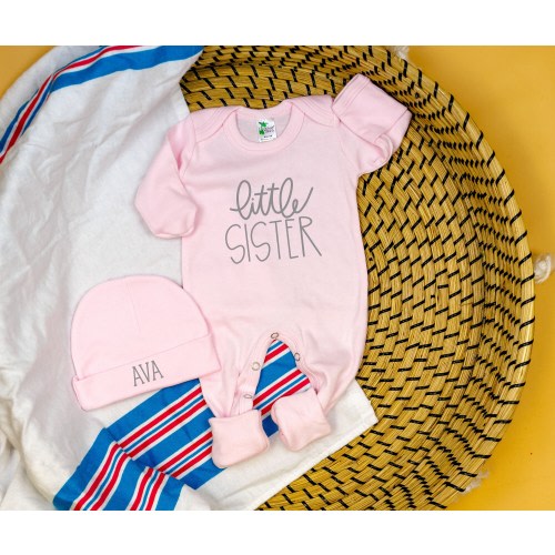 Little Sister Coming Home Outfit, Pink Romper with Personalized Name Hat, Take home outfit, Personalized, Newborn Girl, Baby Girl