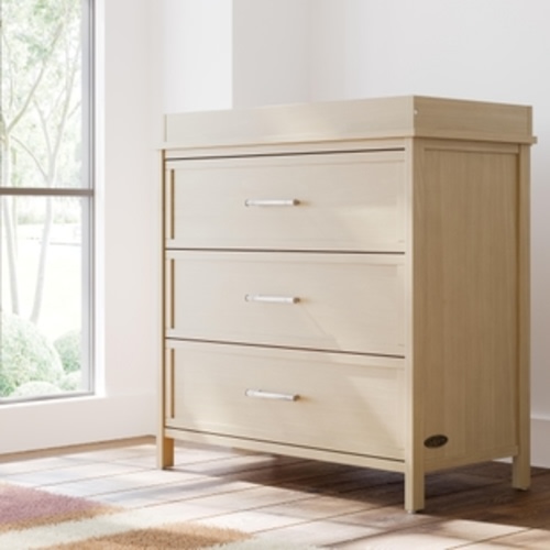 Graco Classic 3 Drawer Chest with Changing Topper