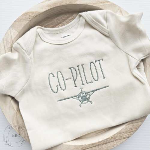 Embroidered Co-Pilot Pregnancy Announcement Onesies® Brand  Daddy's Co Pilot Baby Coming Soon Expecting Date, Custom Neutral Onesies® C13