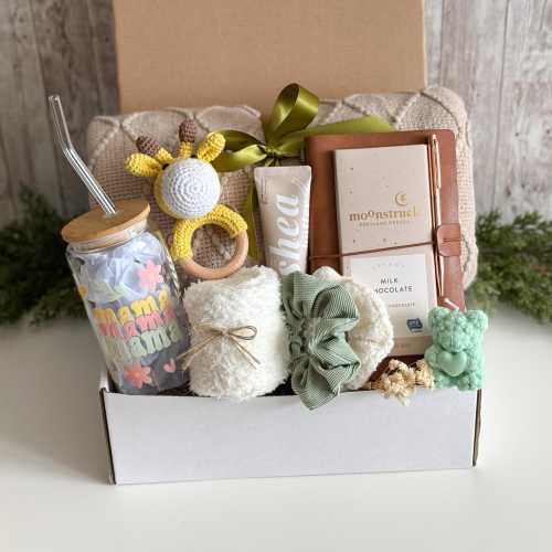 Mommy and daddy baby gift basket, Maternity care package, First time parents gift, Post partum gift box, Self Care Gift for Mom