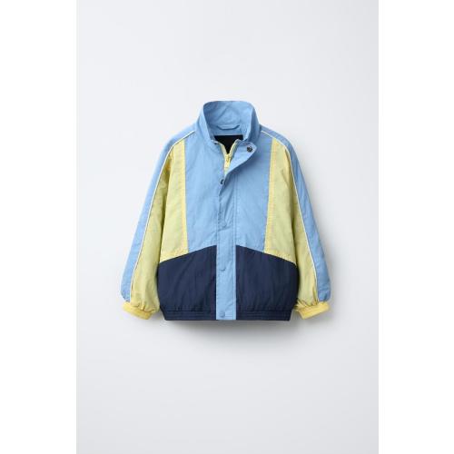 LIGHTWEIGHT TECHNICAL RAINCOAT - Yellow | ZARA United States