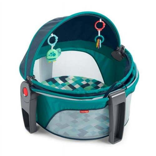 Fisher-Price Baby Outdoor Travel Dome, Portable Bassinet and Play Space with Toys, Pixel Forest, Unisex