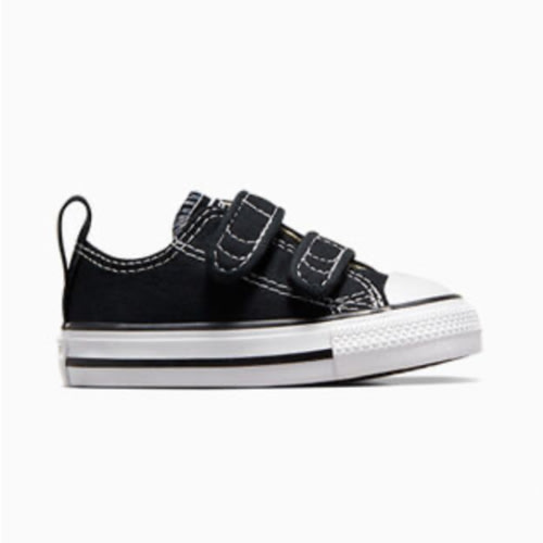 Chuck Taylor All Star 2V Canvas Infant Low Top Shoe. Converse.com