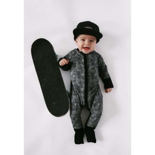 Onyx Acid Wash Snoozer