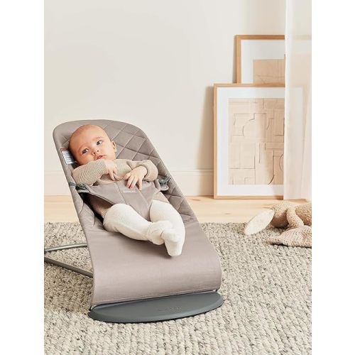BabyBjörn Bouncer Bliss, Sand Gray, Woven, Classic Quilt | 2-in-1 Adjustable Baby Bouncer Seat and Toddler Chair, Newborn to Toddler (8-29 lbs), 4 Positions, Lightweight & Portable