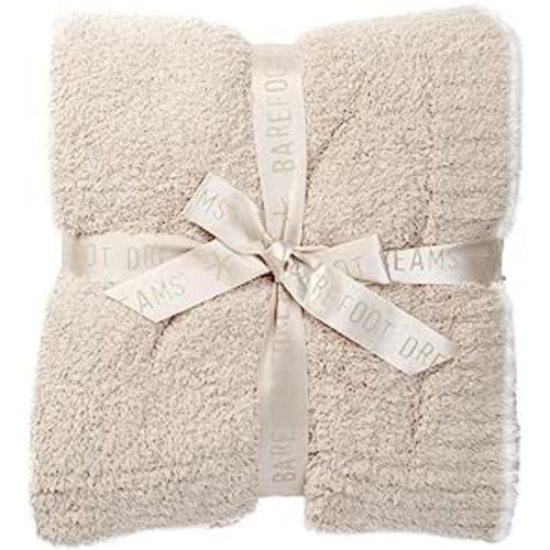 Amazon.com: Barefoot Dreams Contrast Trim Throw Blanket 45" x 60" (Stone/White) : Home & Kitchen
