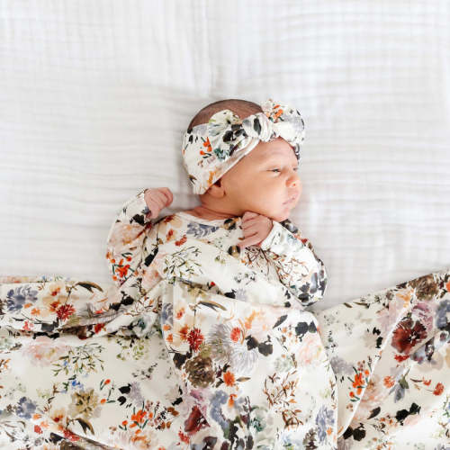 Nellie Knotted Gown – Size 0-3 months
