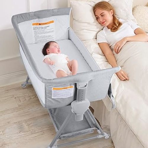BIERUM Baby Bassinet, Bedside Sleeper for Baby, 7 Height Adjustable Bedside Bassinet with Lockable Wheels, Easy to Assemble Portable Bedside Crib with Large Storage Bag & Mattress for Newborn/Infant