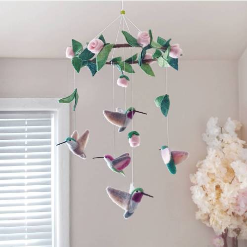 Hummingbird mobile Felt flower bird mobile nursery Floral baby mobile girl Greenery crib mobile ceiling Rose garden mobile hangning
