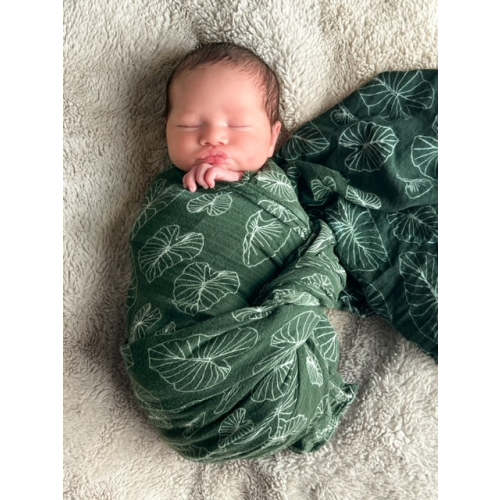 The Keiki Dept Bamboo Kapa Moe (Muslin Swaddle Blanket)