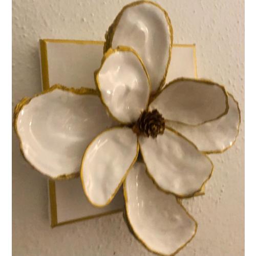 Oyster Magnolia