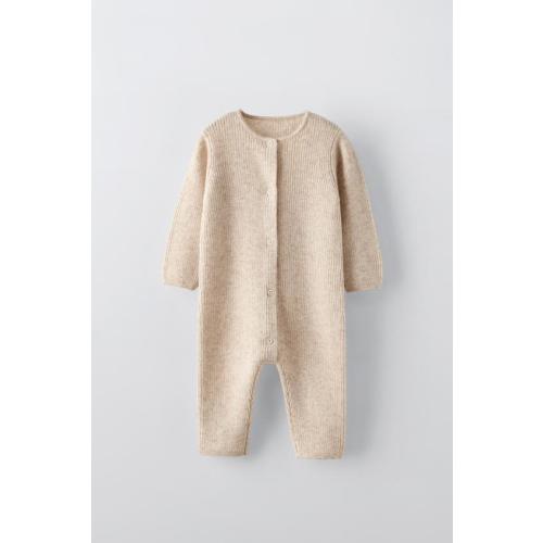 ICE CREAM PRINT JUMPSUITWOOL AND CASHMERE BLEND JUMPSUITDETAILSOPEN KNIT COTTON SILK JUMPSUIT