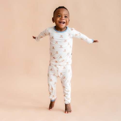 Long Sleeve Pajamas in Teddy Bear