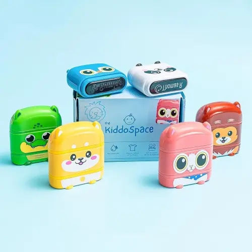 KiddoSpace Name Stamp for Clothing Kids - Kiddostamp™ Customized Double Sided Name Stamp - Personalised Clothing Stamps - Waterproof Name Stamp (White + Black Ink)