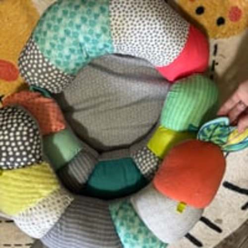 Tummy Time infantino seat