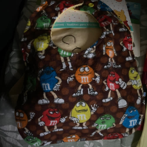 M&M Bib