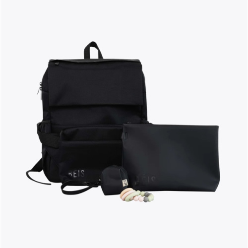BÉIS 'The Ultimate Diaper Backpack' in Black - Diaper Bag & Diaper Backpack