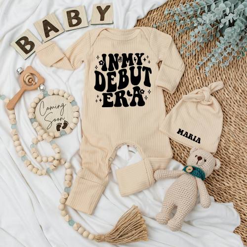 In My Debut Era bodysuit and hat set, baby set, Cute Baby Clothes, Newborn gift, Going home outfit, Announcement Natural Pregnancy Reveal