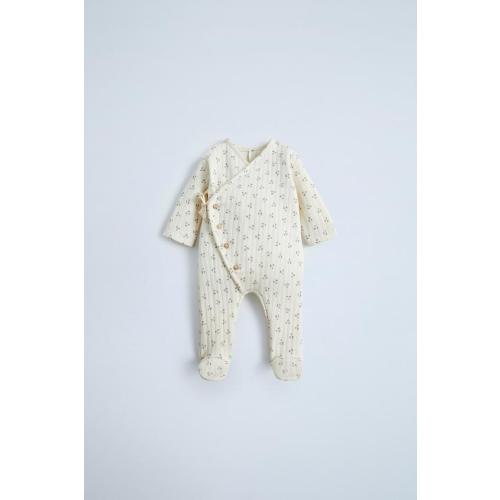 FLORAL QUILTED BONNETQUILTED FLORAL JUMPSUITHOODED FLEECE ROMPER