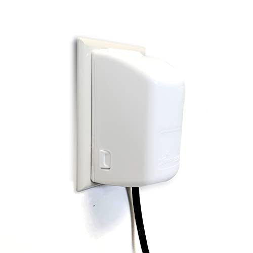 Dreambaby Dual Fit Outlet Cover Box - Baby Safety Outlet Cover for Standard & Decora Plugs - Child Proof Electrical Outlet Plugs - Essential Plug Cover for Baby Proofing - 2 Pack