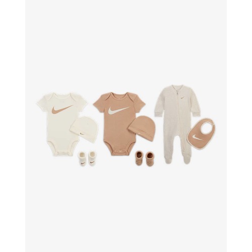 Nike Baby (0-6M) 8-Piece Boxed Gift Set. Nike.com