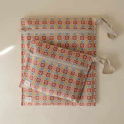 Water Resistant Wet Bag Set of 2 – Mushie