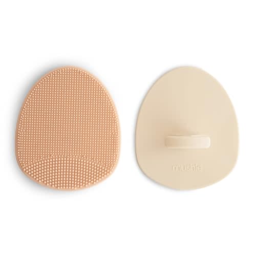 mushie Baby Bath Cradle Cap Brush | Soft Silicone Bristles for Dry Skin, Eczema, & Cradle Cap Treatment | 2-Pack (Blush/Shifting Sand)