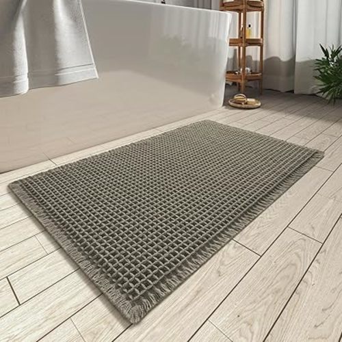 AMOAMI Upgraded Waffle Bath Mat, Super Absorbent Non Slip Bath Mats for Bathroom Floor, Machine Washable Bathroom Rugs with Tassels, Rubber Backed Bathroom Mats, Ultra Soft, 18" x 30", Green