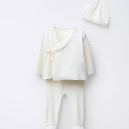 NEWBORN SET AND POUCH - Oyster-white | ZARA United States