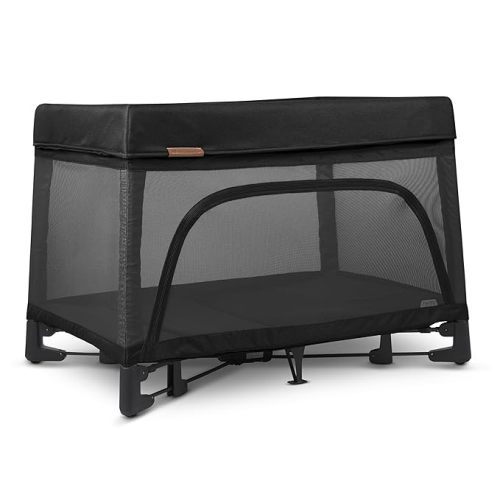 UPPAbaby Remi Playard/Deluxe 3-in-1 Portable Plack n'Play, Bedside Bassinet + Travel Crib/Mesh Bassinet, Mattress, Organic Cotton Mattress Cover + Storage Bag Included/Jake (Charcoal)