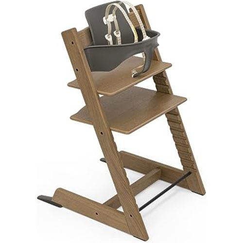 Tripp Trapp High Chair from Stokke, Oak Brown - Adjustable, Convertible Chair for Toddlers, Children & Adults - Includes Baby Set with Removable Harness for Ages 6-36 Months - Made with Oak Wood