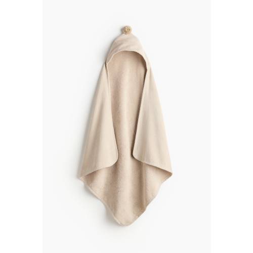 HOODED BATH TOWEL