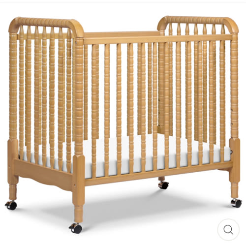 DaVinci Jenny Lind 3-in-1 Convertible Mini Crib | Modern Nursery™
