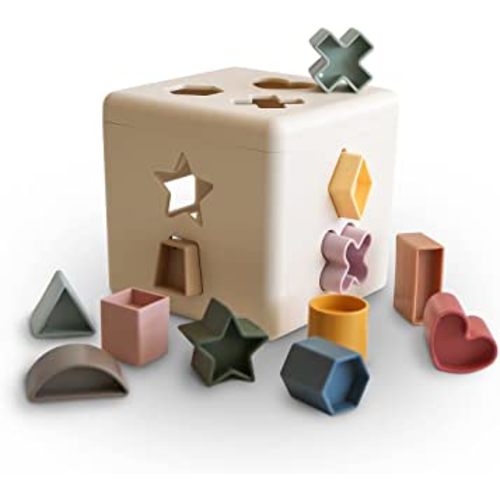 mushie Shape Sorting Box | Educational Learning Toy for Toddlers with 12 Shapes | Made in Denmark (10+ Months)